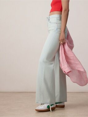 Levi’s Ribcage Wide Leg Jean